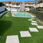 Guesthost - With Pool Near The Sea