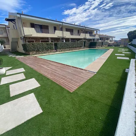 Guesthost - With Pool Near The Sea *