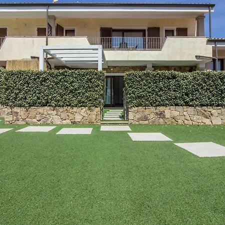 Guesthost - With Pool Near The Sea Apartamento *